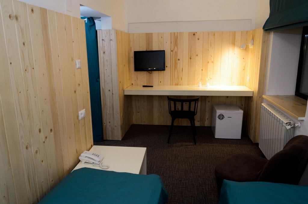 Complex Hotelier Cota O Mie Sinaia Extérieur photo