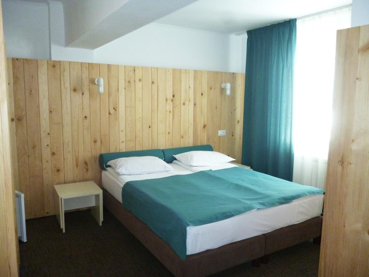 Complex Hotelier Cota O Mie Sinaia Extérieur photo